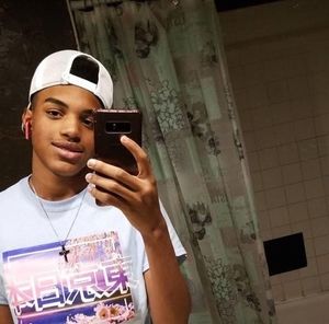 Meet your Posher, Kaleb